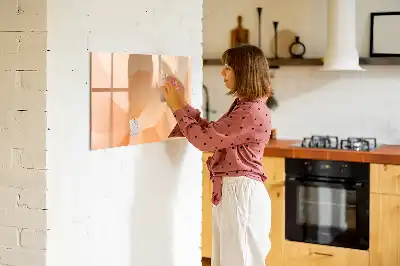 Beschrijfbaar glazen magneetbord met abstract driehoekdesign
