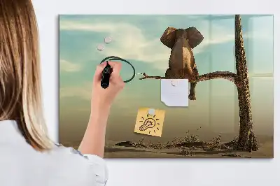 Beschrijfbaar glazen magneetbord met design van een olifant op een boom