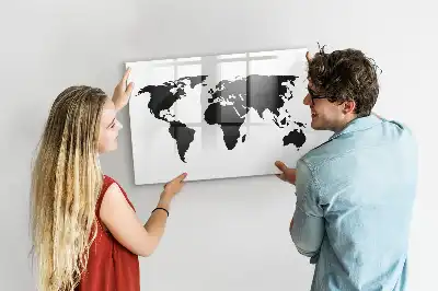 Beschrijfbaar glazen magneetbord met zwarte wereldkaart
