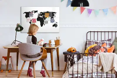 Beschrijfbaar glazen magneetbord met zwarte wereldkaart