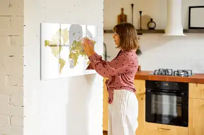 Beschrijfbaar glazen magneetbord met design van een gouden wereldkaart