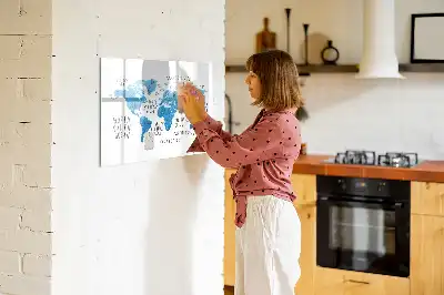 Magnetisch glazen schrijfbord met blauwe wereldkaart