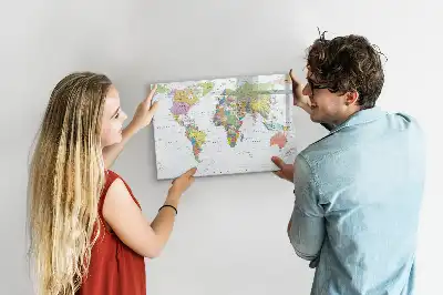 Magnetisch glazen memobord met wereldkaartprint