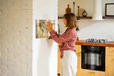 Beschrijfbaar glazen magneetbord met design van een oude wereldkaart