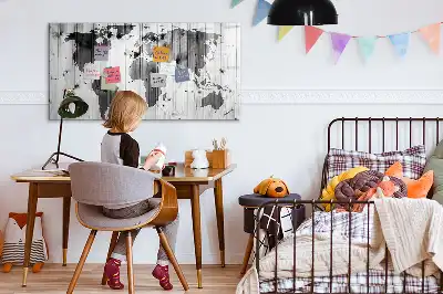 Wereldkaart op hout magnetisch glazen schrijfbord voor notities en foto's