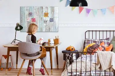 Beschrijfbaar glazen magneetbord in pastelkleurig houtdesign