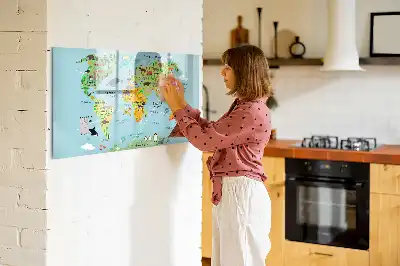Beschrijfbaar glazen magneetbord met design van een wereldkaart met dieren