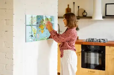 Beschrijfbaar glazen magneetbord met design van een wereldkaart met dieren