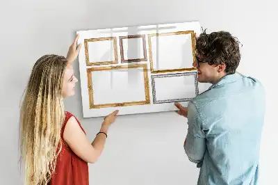 Beschrijfbaar glazen magneetbord met een gouden frame