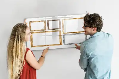 Beschrijfbaar glazen magneetbord met een gouden frame