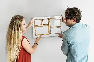 Beschrijfbaar glazen magneetbord met een gouden frame