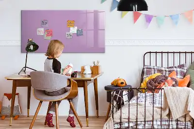Beschrijfbaar glazen magneetbord in de kleur lila