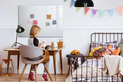 Beschrijfbaar glazen magneetbord in de kleur off-white