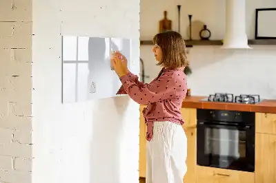 Beschrijfbaar glazen magneetbord in de kleur off-white