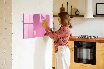 Beschrijfbaar glazen magneetbord in de kleur roze