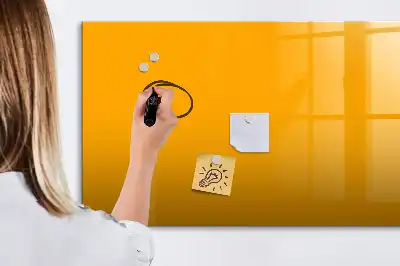 Beschrijfbaar glazen magneetbord in de kleur goudgeel