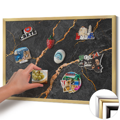 Magnetisch bord met gouden lijst Versierd donker marmer