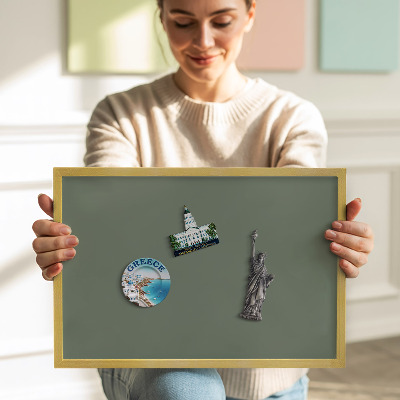 Magnetisch bord met gouden lijst Kleur olijfgroen