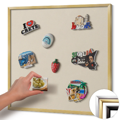 Magnetisch bord met gouden lijst Kleur lichtbeige