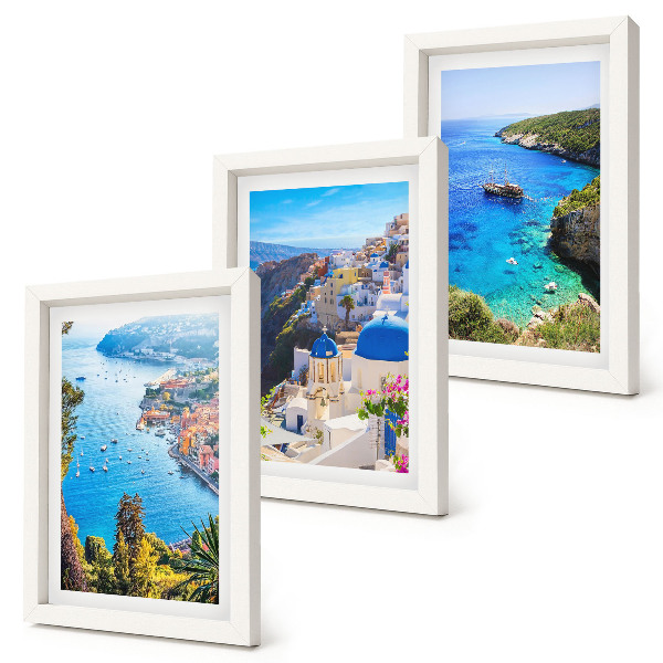 Gallery wall Uitzicht op de Griekse kust en het stadje Oia op Santorini.