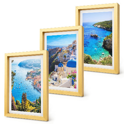 Gallery wall Uitzicht op de Griekse kust en het stadje Oia op Santorini.