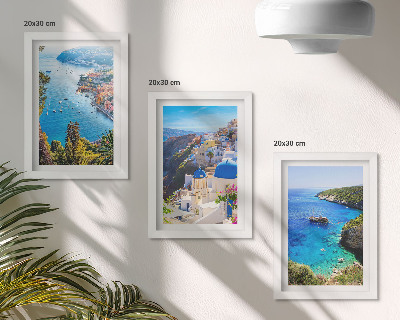 Gallery wall Uitzicht op de Griekse kust en het stadje Oia op Santorini.