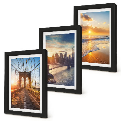 Set van ingelijste schilderijen Bruggen en zonsondergangen in het stedelijk landschap