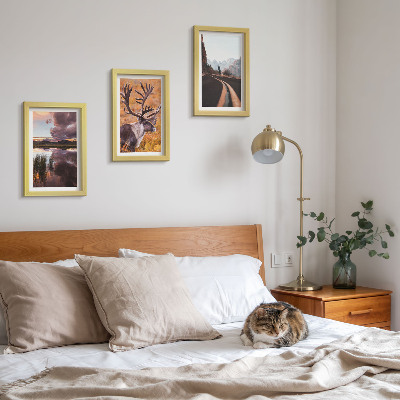 Gallery wall Berglandschappen met rendieren en een weg in de natuur