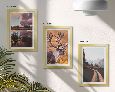 Gallery wall Berglandschappen met rendieren en een weg in de natuur