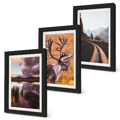 Gallery wall Berglandschappen met rendieren en een weg in de natuur