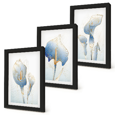 Set van ingelijste schilderijen Fijne blauwe bloemen op een lichte achtergrond