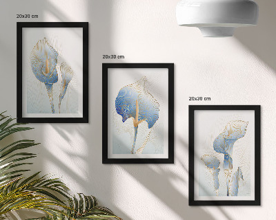 Set van ingelijste schilderijen Fijne blauwe bloemen op een lichte achtergrond