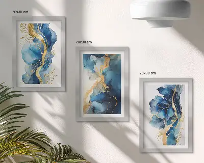 Set van ingelijste schilderijen met blauwe abstracte patronen en subtiele accenten