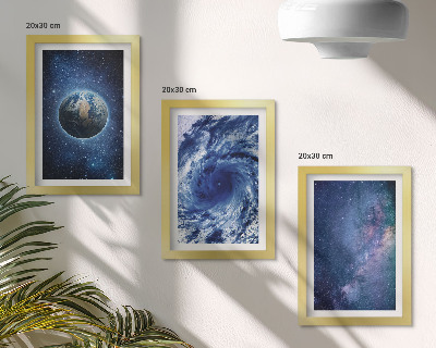 Gallery wall De aarde in de ruimte, een storm en een sterrenstelsel