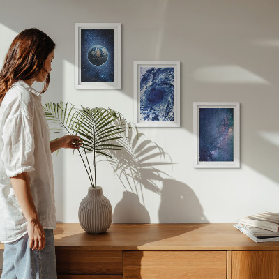 Gallery wall De aarde in de ruimte, een storm en een sterrenstelsel