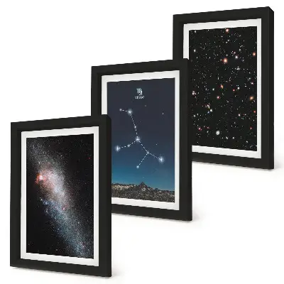 Gallery wall sterrenbeeld Maagd in een sterrenstelsel met uitzicht op het universum