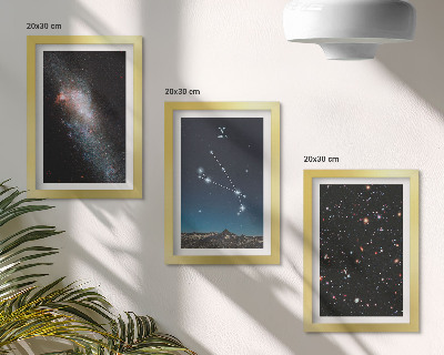 Set van ingelijste schilderijen Kosmische landschappen van sterrenstelsels en de sterrenbeelden van het sterrenbeeld Ram.