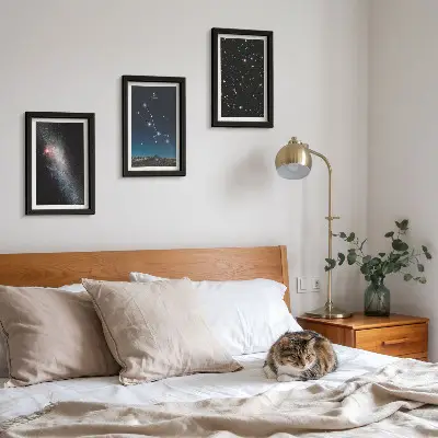 Gallery wall met kosmische sterrenlandschappen en het sterrenbeeld Stier