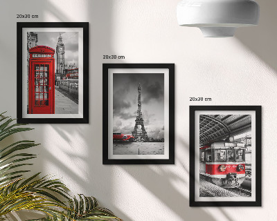 Set van ingelijste schilderijen Iconische steden Londen Parijs en spoorvervoer