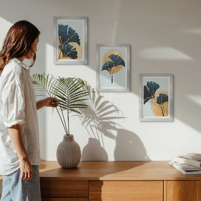 Gallery wall Esthetisch aantrekkelijke ginkgobladeren op een lichte achtergrond.