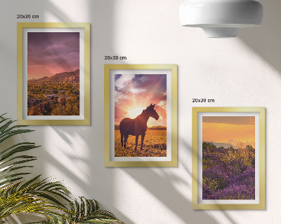 Set van ingelijste schilderijen Berglandschappen met paarden en lavendelvelden