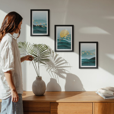 Gallery wall Abstracte landschappen met zonnestralen en vliegende vogels.