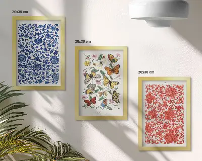 Set van ingelijste schilderijen met vintage posters van bloemen, vlinders en ornamenten
