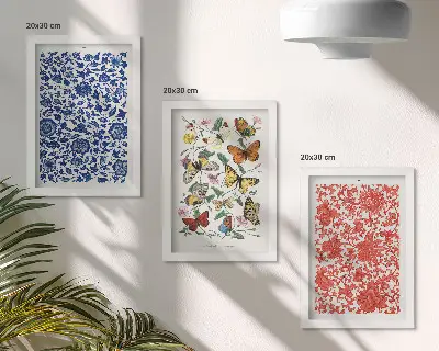 Set van ingelijste schilderijen met vintage posters van bloemen, vlinders en ornamenten