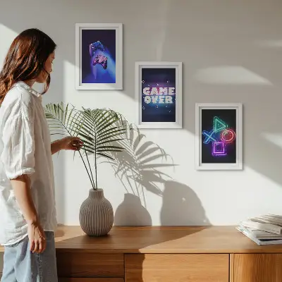 Gallery wall met game over-pictogrammen