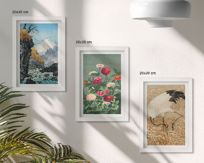 Gallery wall Bergen in het landschap, een rivier, bloemen en kraanvogels in het gras.