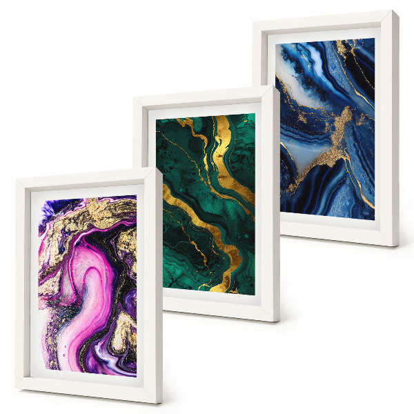 Gallery wall Abstracte patronen in tinten roze, groen en blauw.