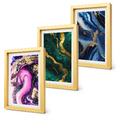 Gallery wall Abstracte patronen in tinten roze, groen en blauw.