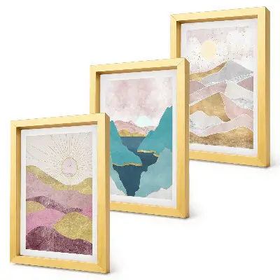 Set ingelijste schilderijen met abstracte landschappen van bergen en de zon