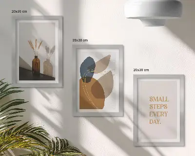 Set ingelijste schilderijen met abstracte vormen en natuurlijke accenten
